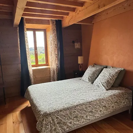 La Petite Toscane D'auvergne * Isserteaux